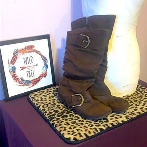 Slouchy Boots